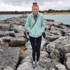 Meet your Posher, Lucy